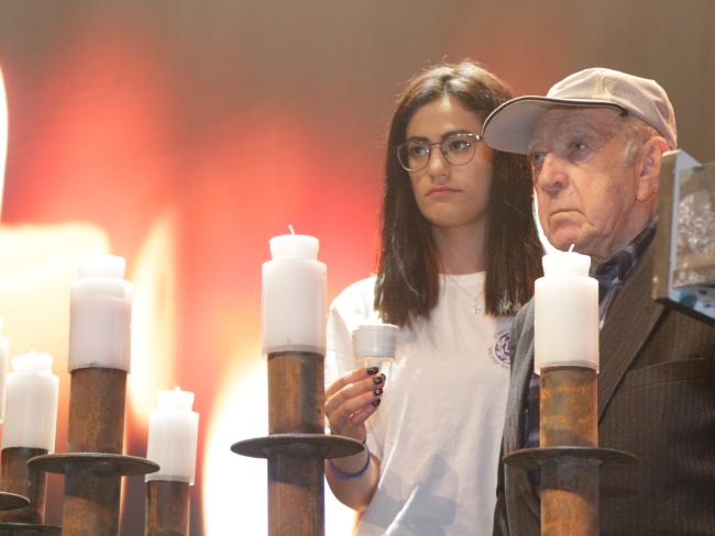  «Своими глазами»: Ашкелон отметил День памяти жертв Холокоста (ФОТО)