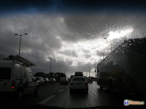 Из-за плохой погоды поломались светофоры в Герцлии и Тель-Авиве