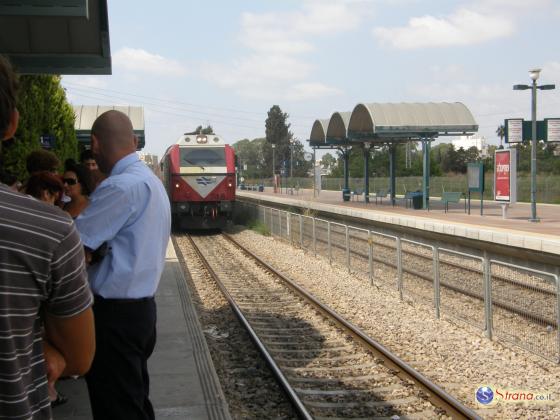 Усовершенствованные поезда остановились в Тель-Авиве