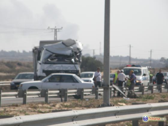 ДТП в Негева: столкнулись три грузовика