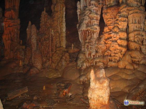В Иерусалиме обнаружена огромная сталактитовая пещера