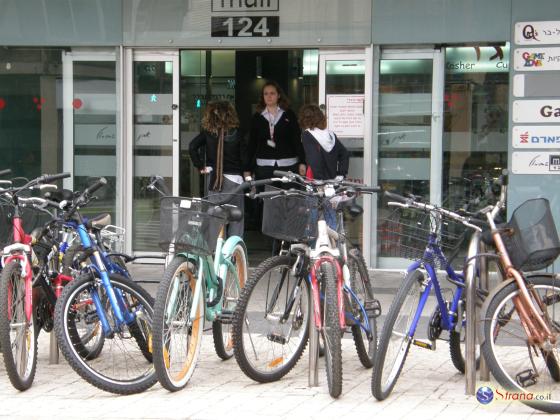 В Тель-Авиве планируется подземный паркинг велосипедов