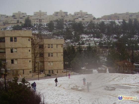 Снег в Израиле перекрыл дороги и отменил занятия в школах
