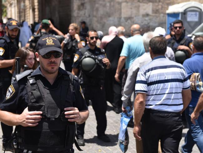 В Иерусалиме террористка с ножом напала на охранника