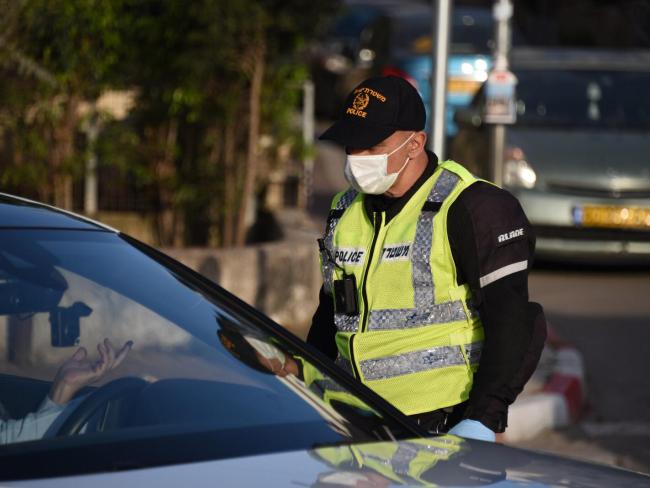 Полиция ужесточила меры против нарушителей в период коронавируса
