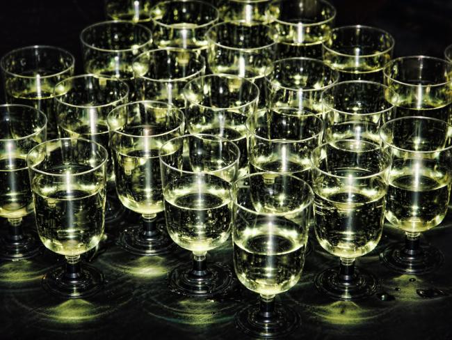 Суд решит, сколько шампанского Сара Нетаниягу в состоянии выпить