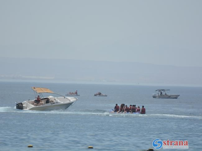 Возле эйлатского побережья Красного моря столкнулись надувное плавсредство и катер