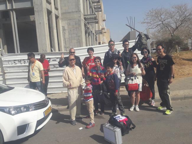 Полиция Израиля вернула туристам из Гон-Конга украденное имущество