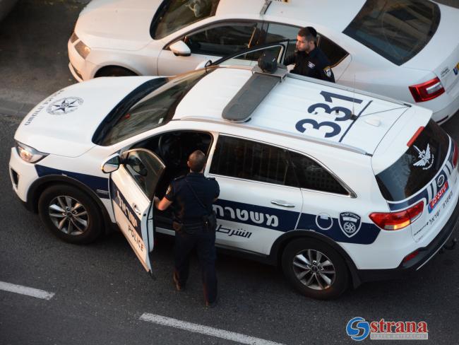 Полицейские спасли двухмесячную девочку, оказавшуюся запертой в автомобиле