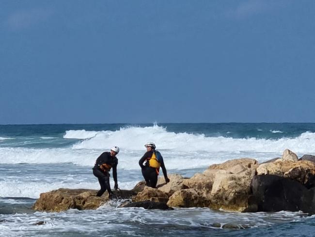 Обнаружено тело юноши, пропавшего вчера во время купания у побережья Хадеры