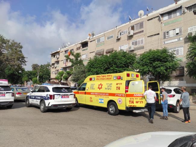 В Ашкелоне 30-летний мужчина умер, получив тяжелое ножевое ранение