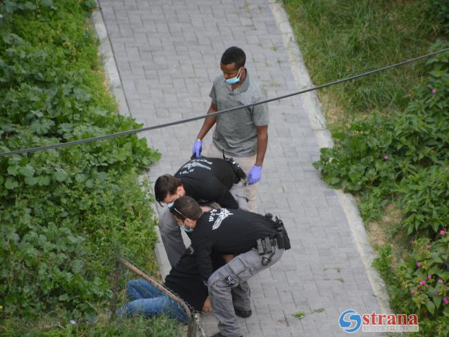 В Хайфе задержан мужчина, бросавший с крыши дома камни на прохожих и автомобили