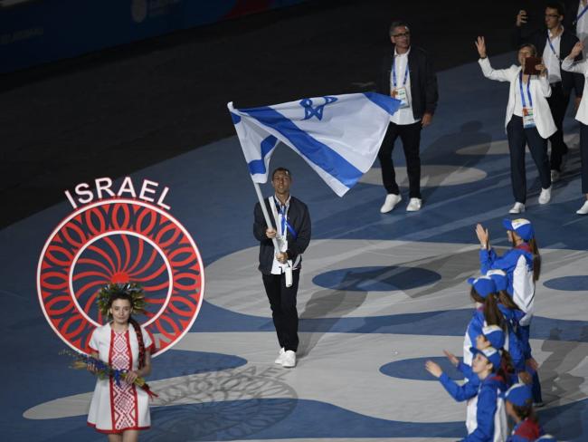Бадминтонист Миша Зильберман вынес флаг Израиля на открытии Европейских игр в Минске