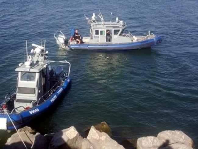 Видео: морская полиция Кинерета провела операцию по спасению рыбака