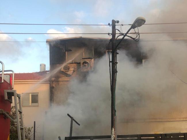 Сильный пожар в жилом доме в Хайфе, задержан подозреваемый в поджоге