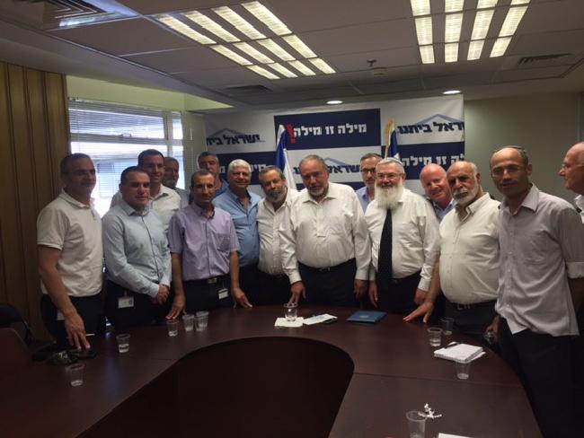 Авигдор Либерман встретился с главами региональных советов Иудеи и Самарии