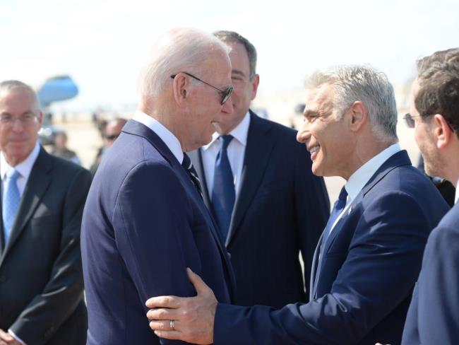 Герцог и Лапид проводили в аэропорту Бен-Гурион президента США Джо Байдена