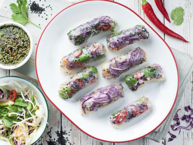 Кулинарная терапия на канале Foody: рецепт спринг-роллов от блогера Рoтем Либерзон