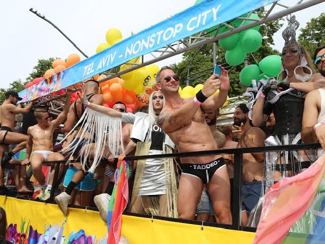 ЛГБТ-община Тель-Авива вышла на международный уровень