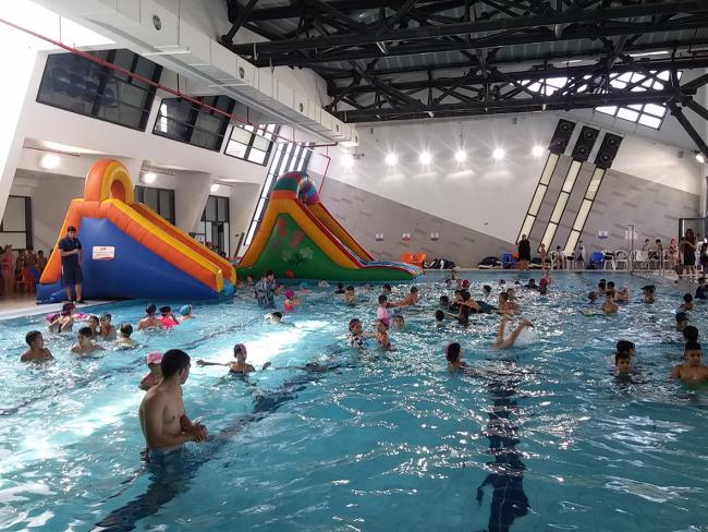 Ришон ле-Цион: посещение бассейна дешевле до конца лета