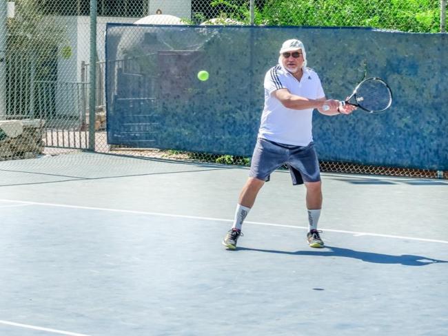 Либерман попросил минздрав не закрывать теннисные корты