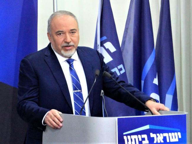 Либерман: Гаагский трибунал пытается помешать Израилю защитить себя от террора