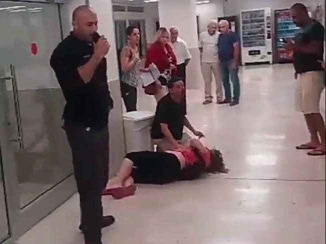 Пациенты «Вольфсон» выложили в соцсеть видео с охранником, избившим «русских» супругов