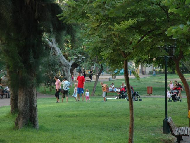 Жители Ришон ле-Циона наиболее довольны уборкой, парками и вывозом мусора в жилых районах