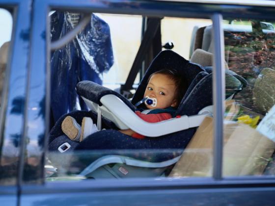 Дети в машине отвлекают водителя больше, чем телефон
