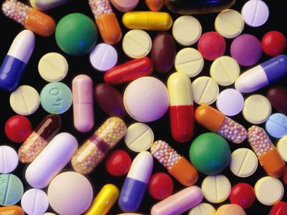 Законопроект: предостерегающие надписи на упаковках лекарств на русском языке