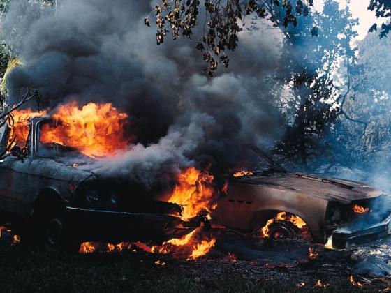 Неизвестные подожгли автомобиль начальника полиции округа Биньямин