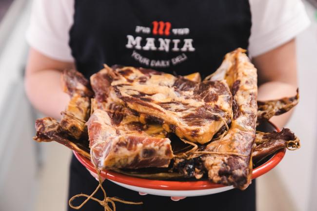 Мааданей Мания