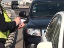 Полиция выписала 5924 штрафа за один день: более тысячи водителей поймали с телефонами