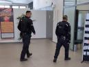 Иерусалим: хулиган искусал офицера полиции при аресте в бассейне