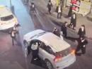 Видео: в Иерусалиме во время сирены ультраортодокс сорвал флаг с машины