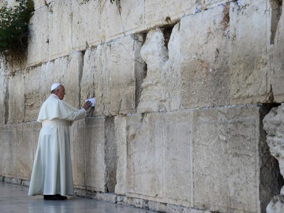 Папа Римский призвал израильтян и палестинцев примириться