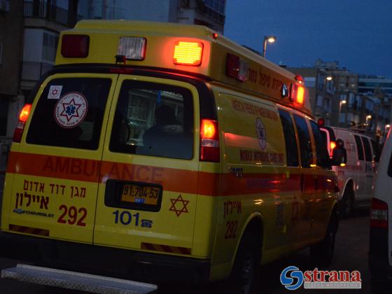 В больницу «Асаф а-Рофе» доставлена 35-летняя женщина с ножевым ранением