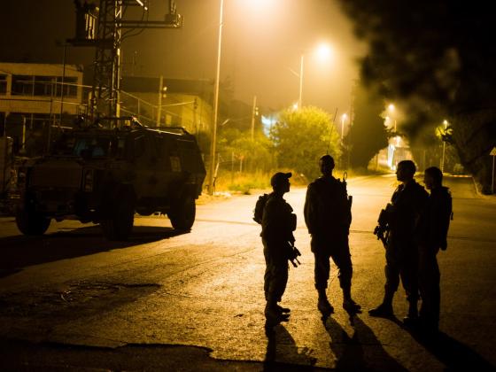 Военнослужащие ЦАХАЛа сообщили, что подверглись обстрелу возле поселка Офра