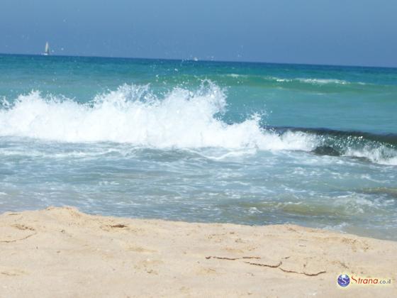 Запрещено купание у пляжа  «Села» в Бат-Яме