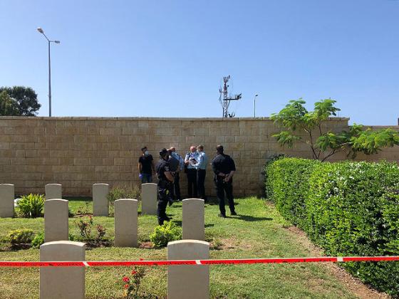 На кладбище на юге Израиля найдено тело мужчины со следами ожогов
