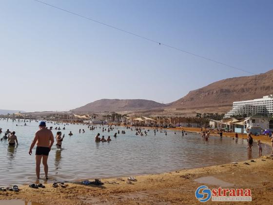 Десять работников гостиницы на Мертвом море заразились коронавирусом