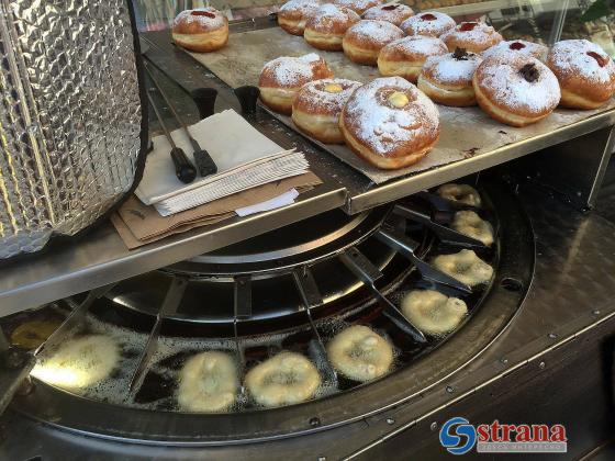 Министр здравоохранения призвал отказаться от пончиков на Хануку