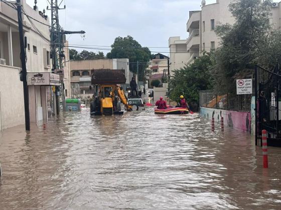 Шторм «Байрон»: десятки спасены из затопленных машин и домов, двое замерзли насмерть