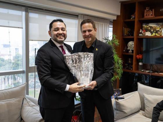 Ришон ле-Цион и столица Парагвая Асунсьон подписали соглашение о побратимстве 