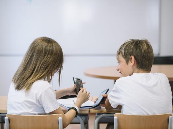 Короткие видеоролики могут оказывать пагубное воздействие на мозг детей