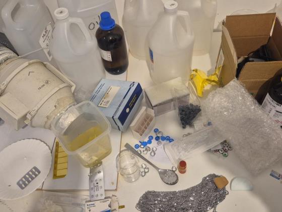 Полиция Хадеры ликвидировала подпольную лабораторию по производству опасных лекарств