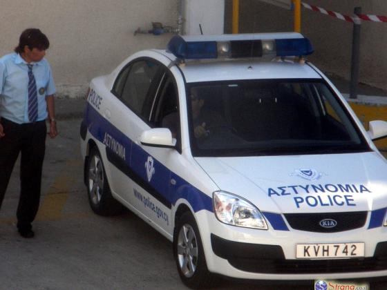 Сотрудник греческого отеля нанес 20 ударов ножом 11-летнему туристу из России