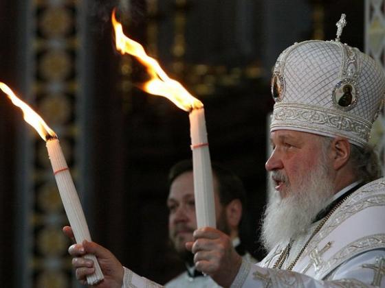 Церковь призыват граждан РФ жить в нищете