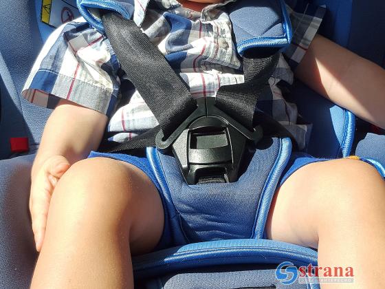 В Негеве трехлетний ребенок несколько часов провел в запертом автомобиле