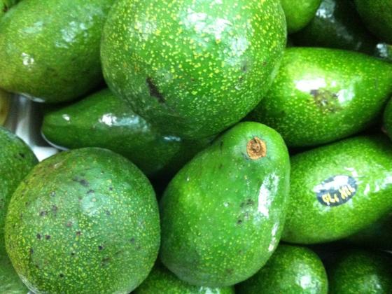 Предупреждение: израильтянам подсовывают некачественные авокадо